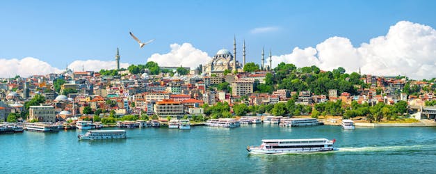 Tour STEP privado a pé pelos dois continentes e pelas ruas secundárias de Istambul